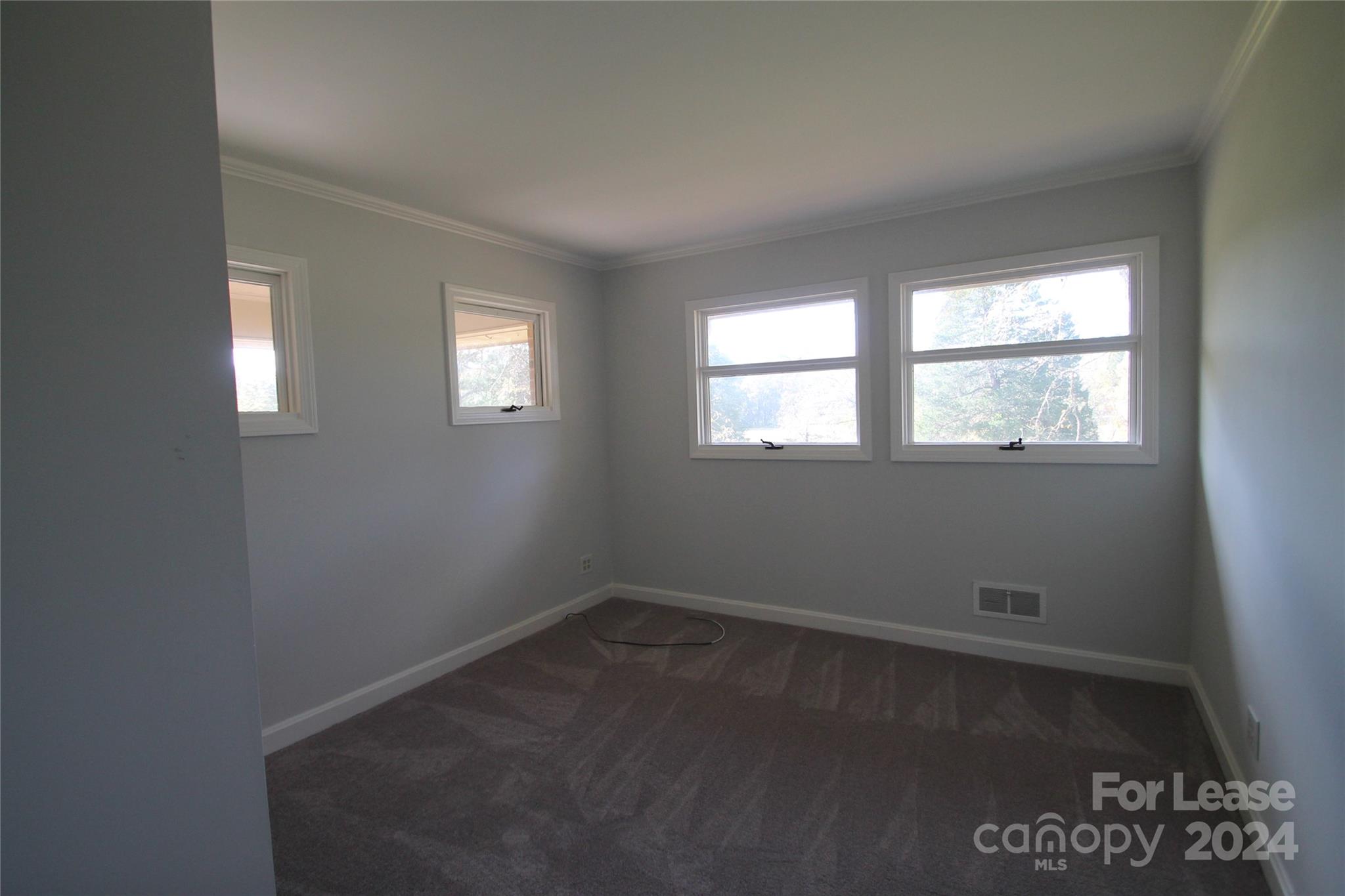 Country Club Estates - Residential Lease