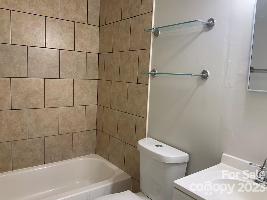 Tryon Hills - Residential