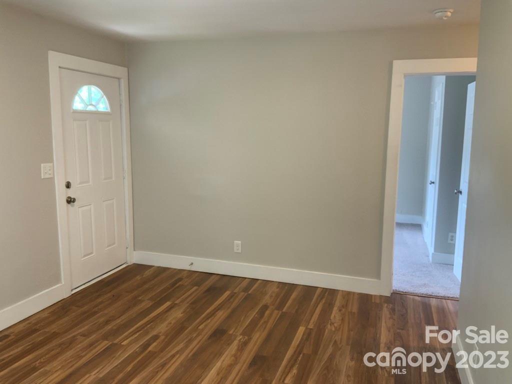 Tryon Hills - Residential