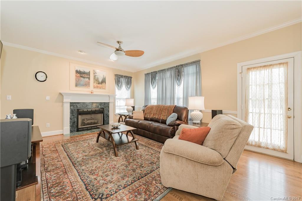 Hunters Pointe - Residential