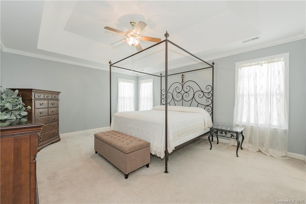 Hunters Pointe - Residential