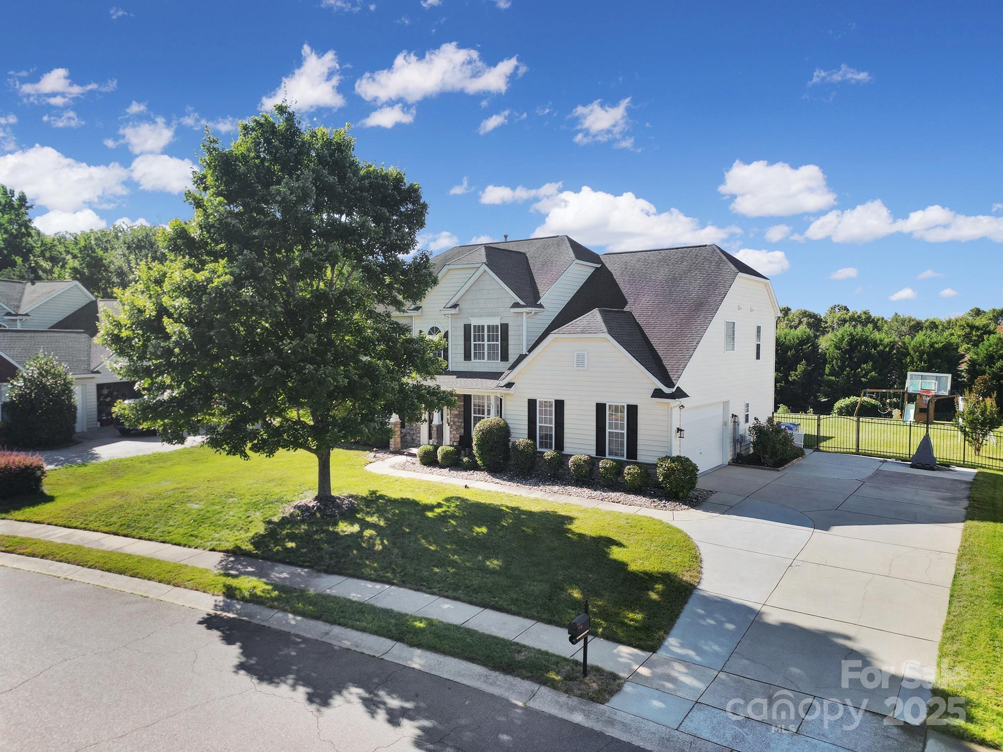11015 Royal Colony Drive