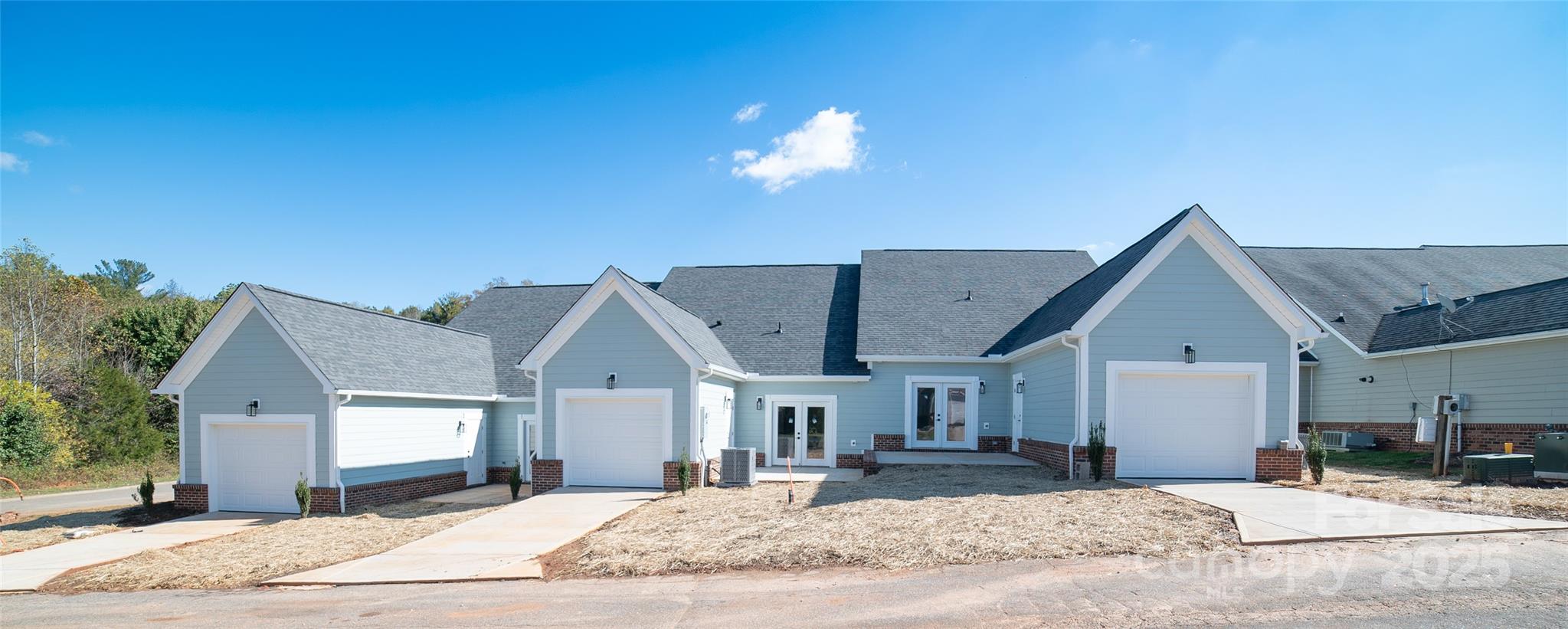 Morganton, North Carolina 28655, United States, 2 Bedrooms Bedrooms, ,2 BathroomsBathrooms,Residential,Active,214184