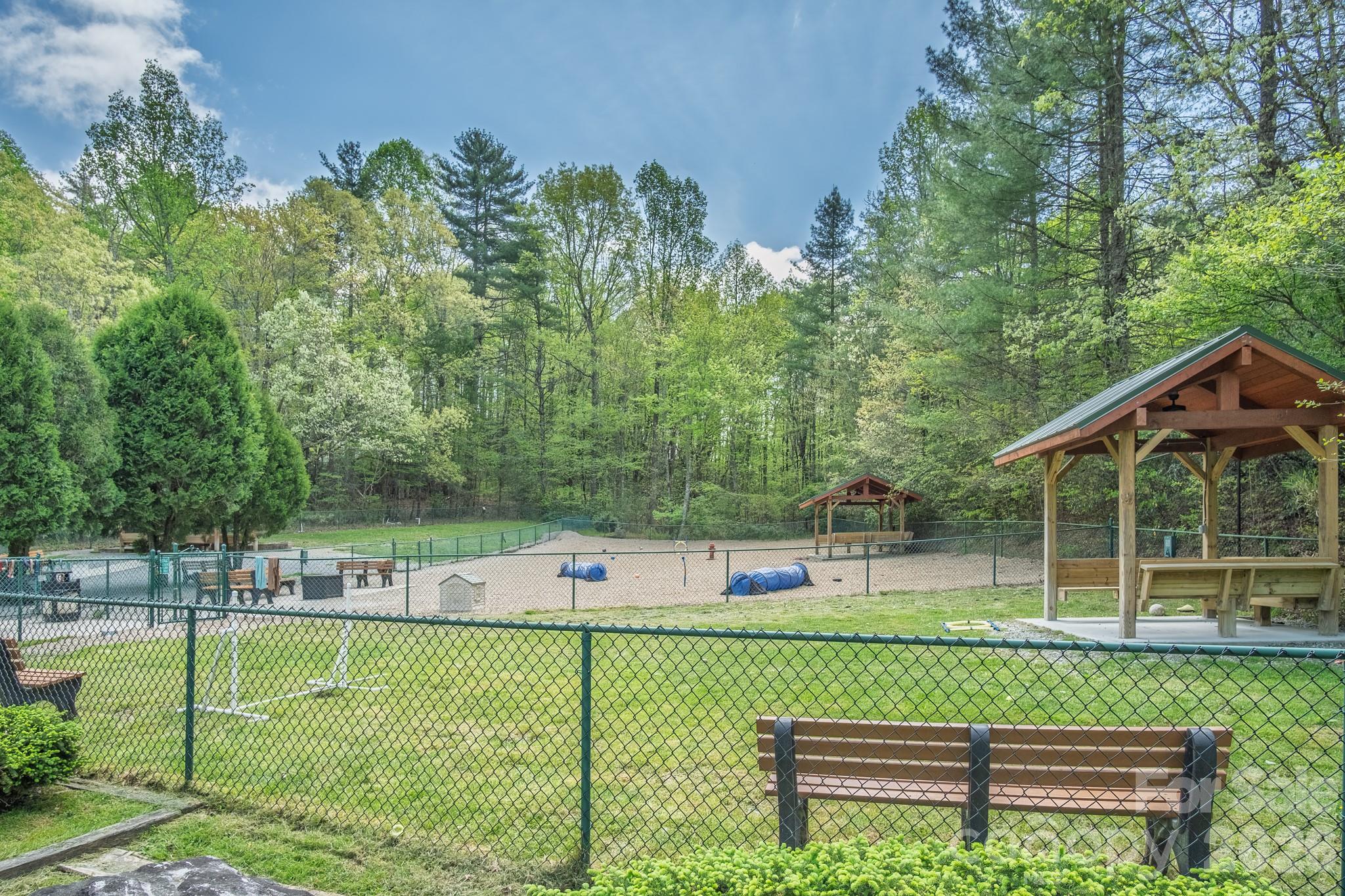 Connestee Falls - Residential