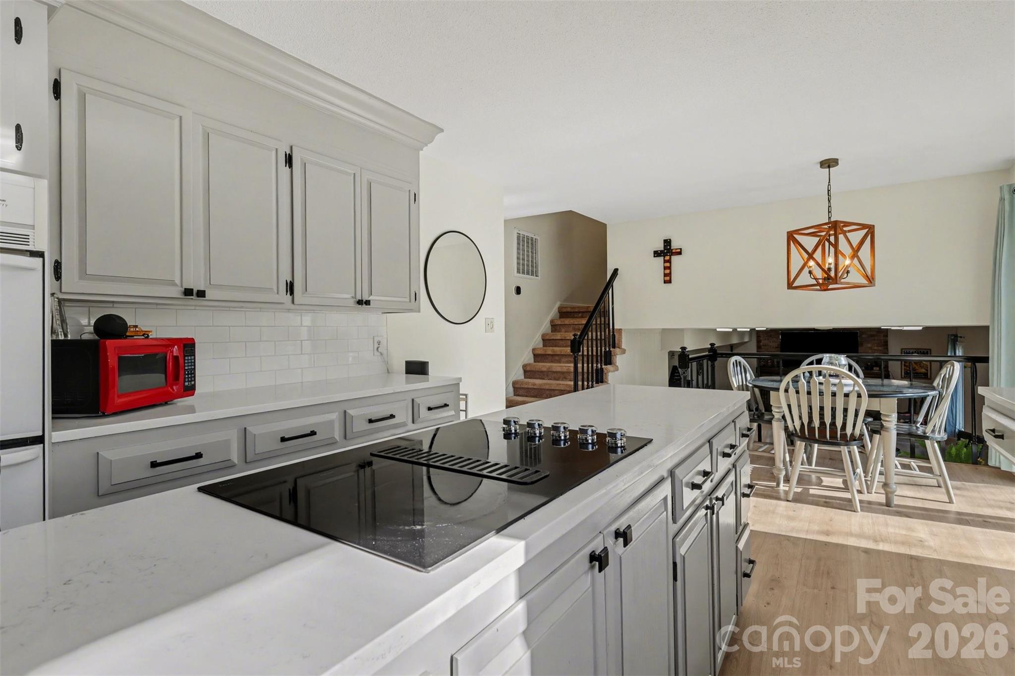 1226 Twin Lakes Road