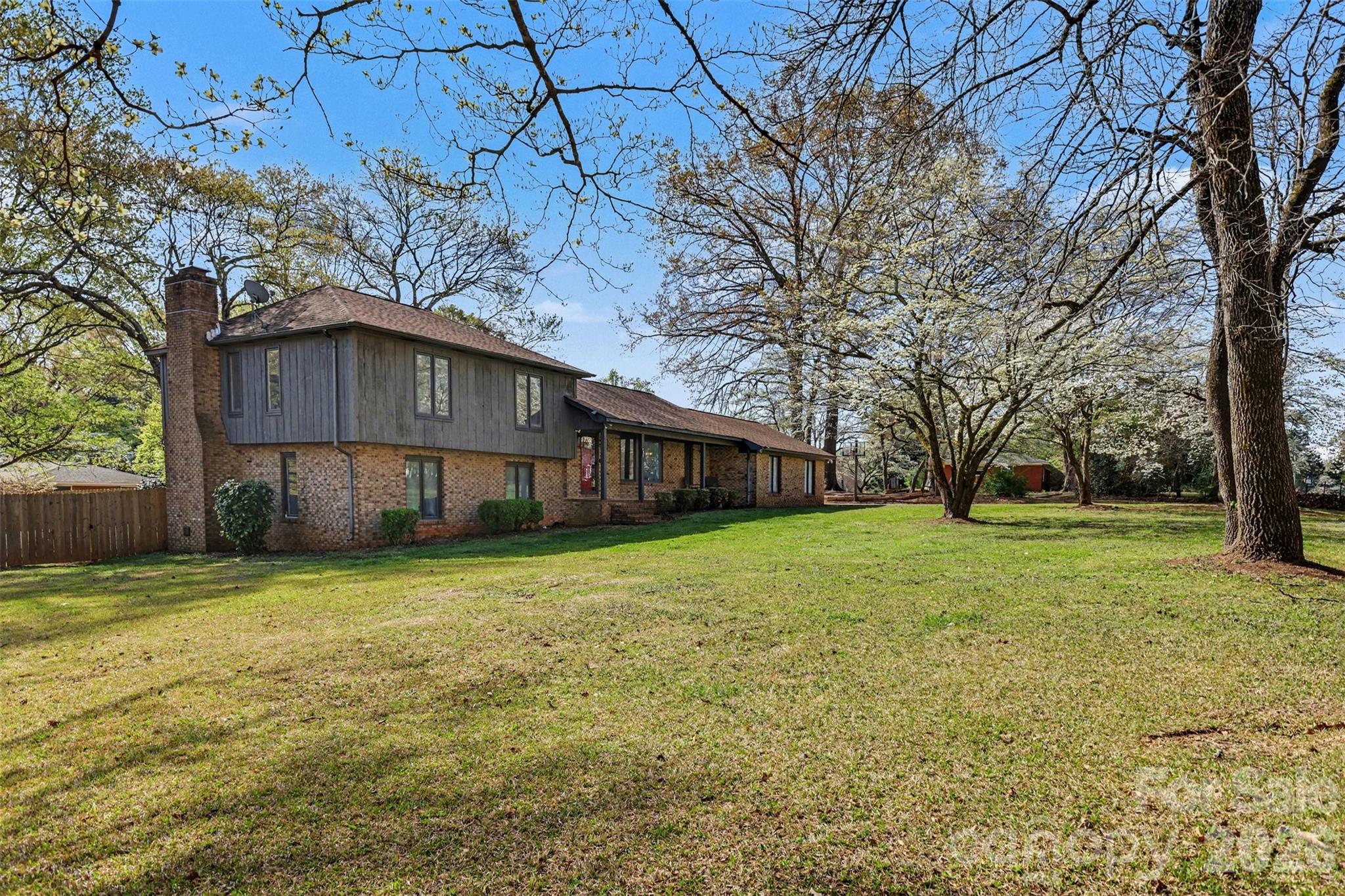 Monterey Hills - Residential