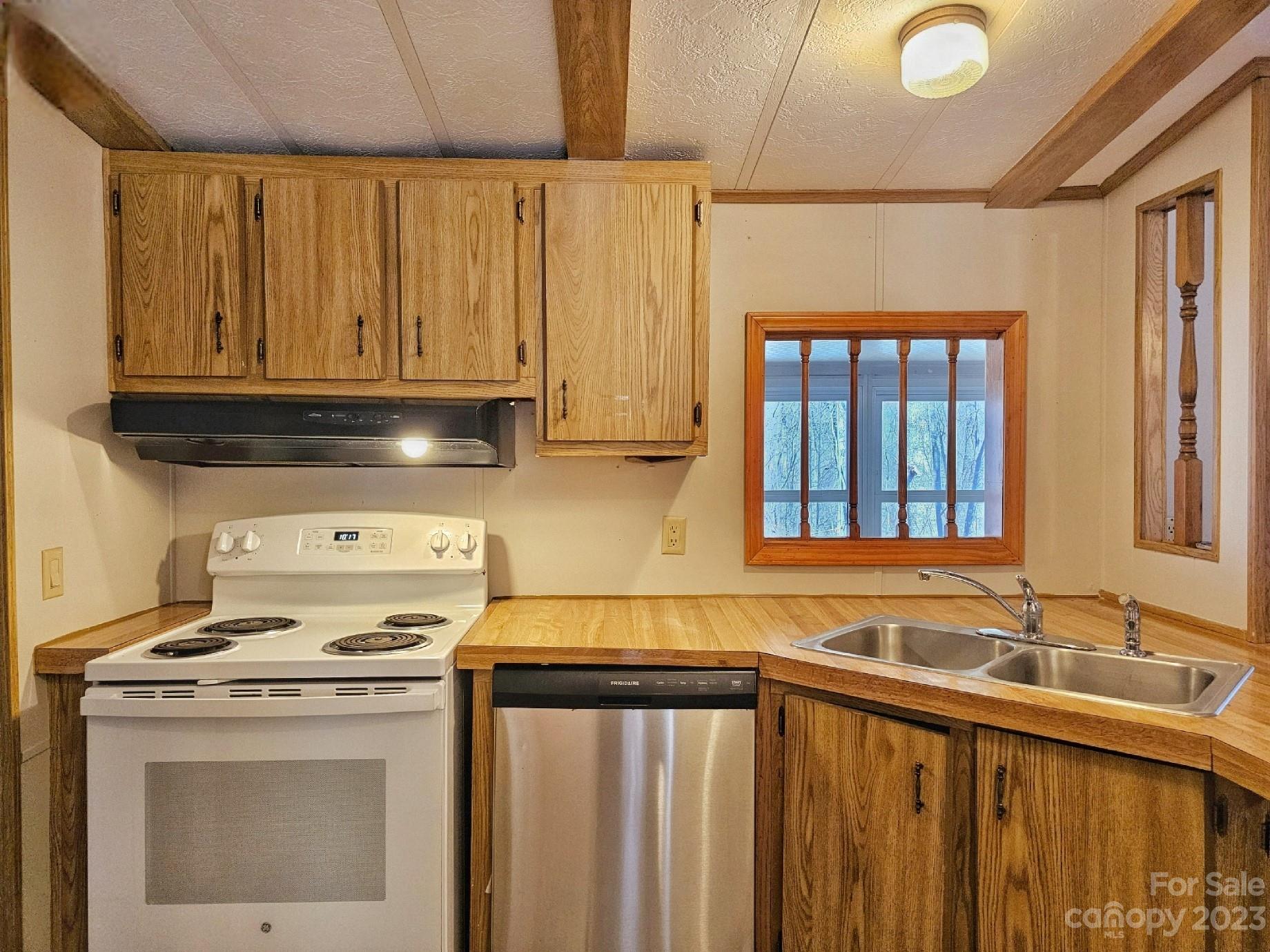 Bradley Walker Heights - Residential