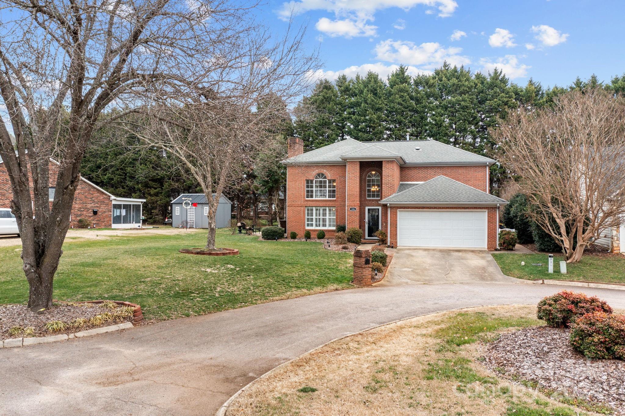 Woodfield - Residential