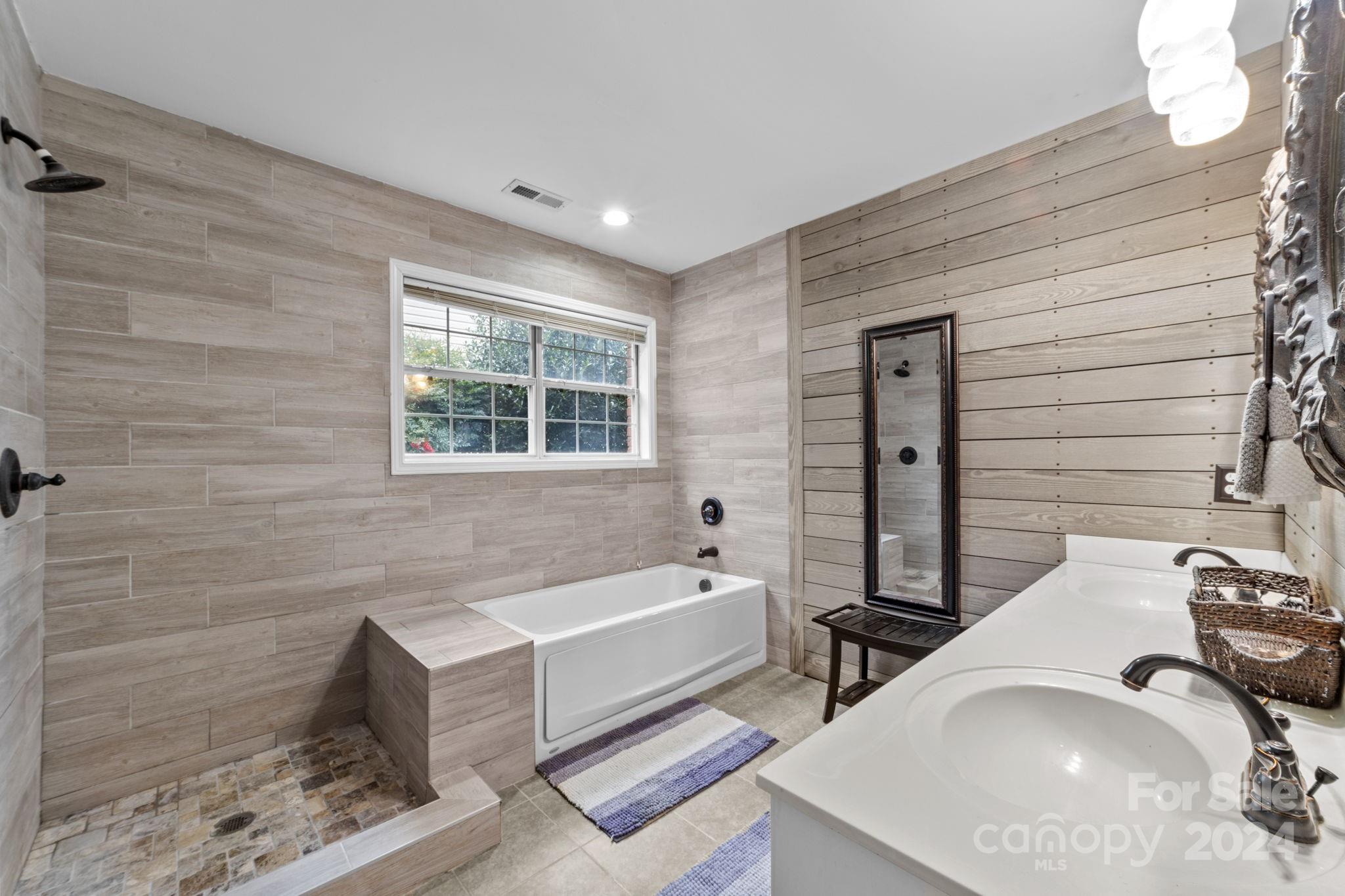 Woodfield - Residential