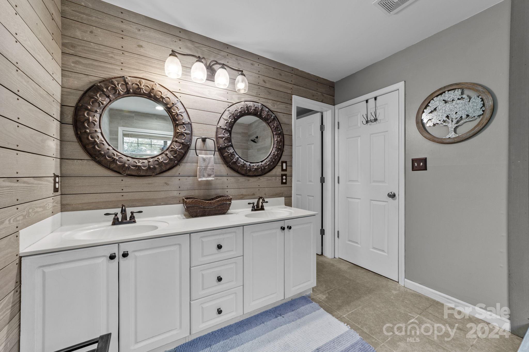 Woodfield - Residential