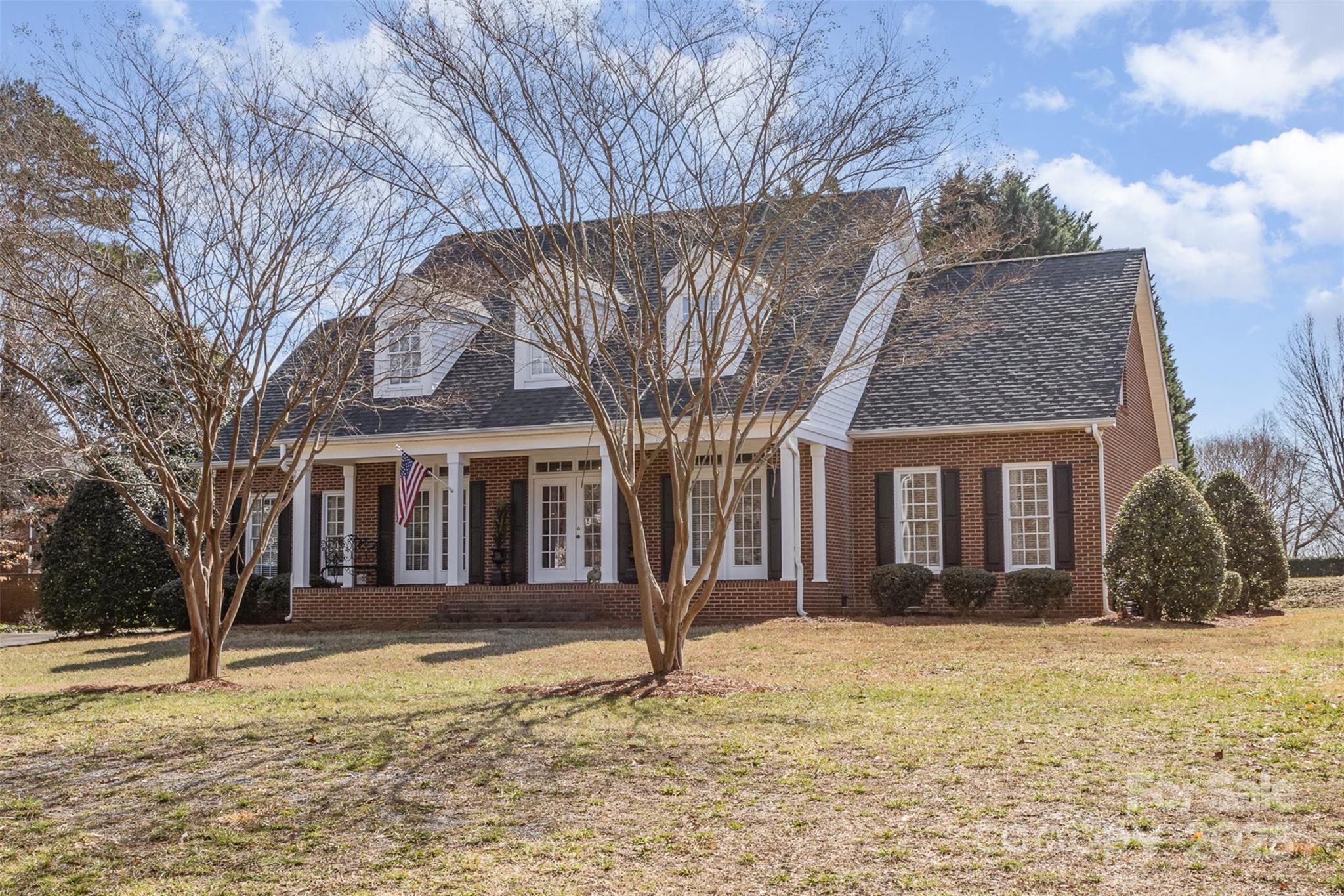 2968 Robinwood Road