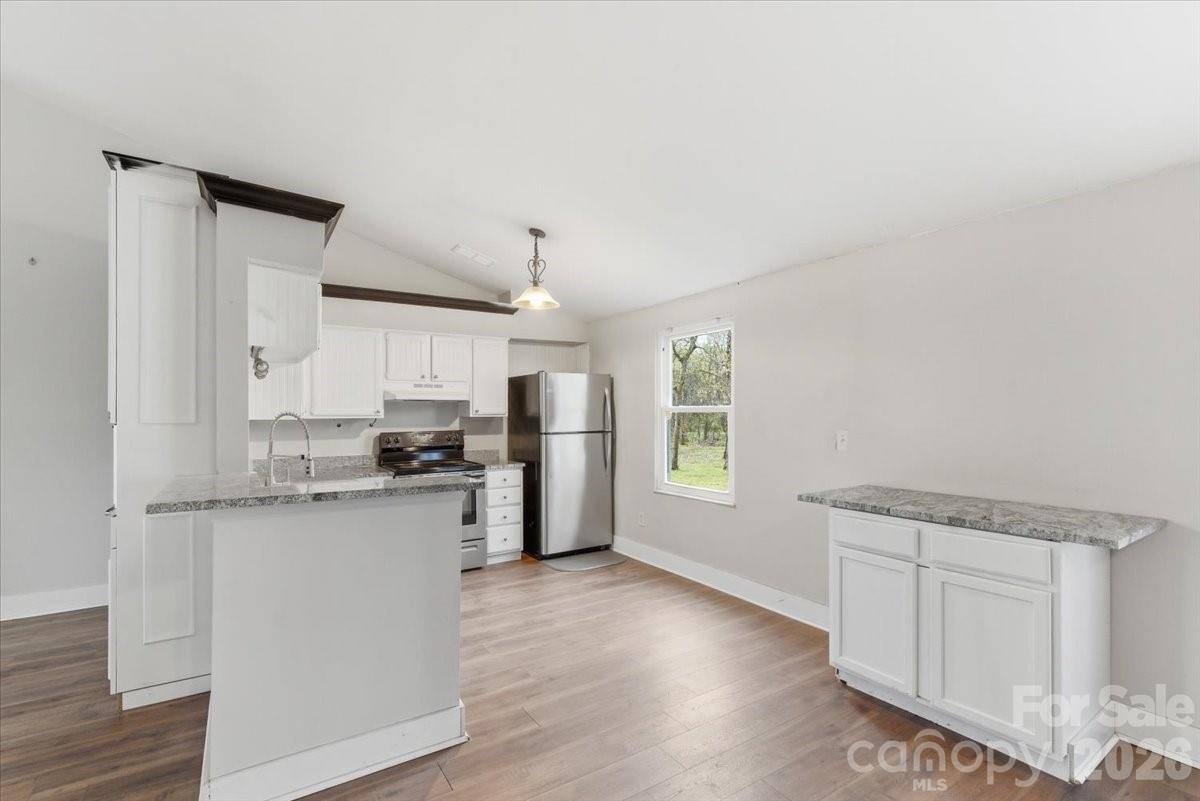 Twelve Oaks - Residential