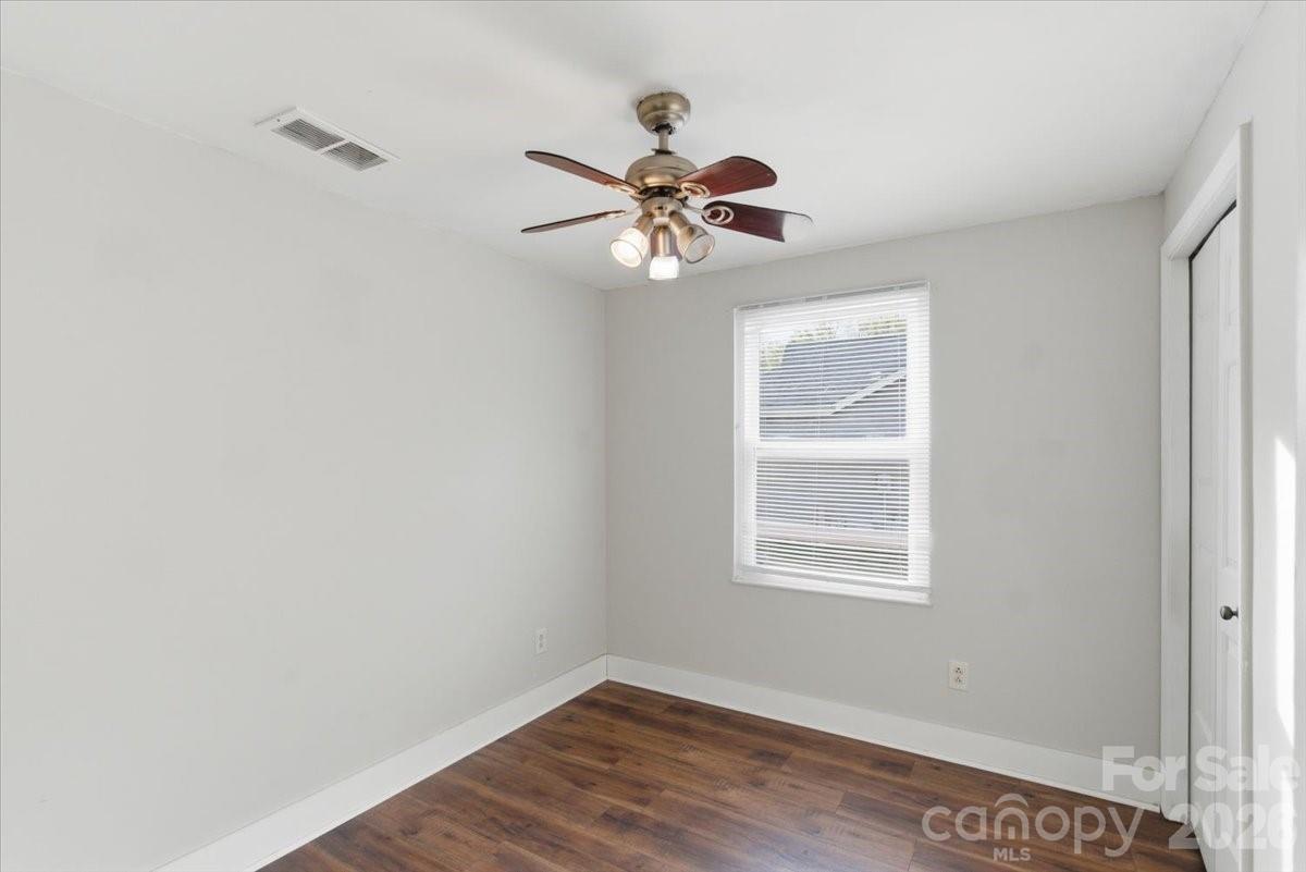 Twelve Oaks - Residential