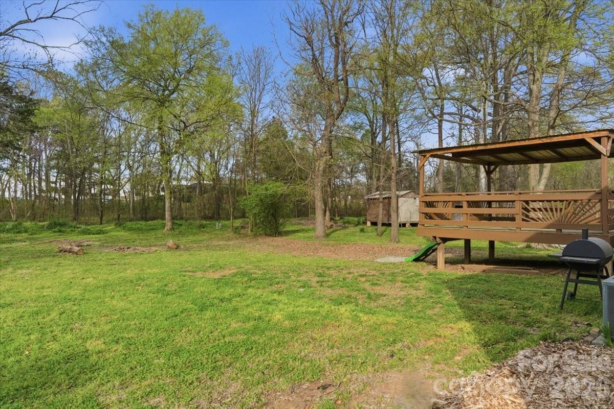 Twelve Oaks - Residential