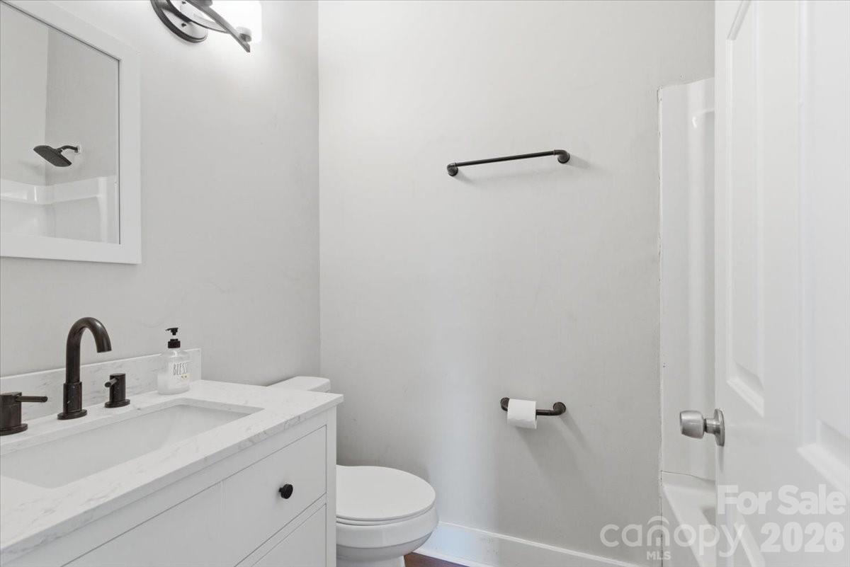 Twelve Oaks - Residential