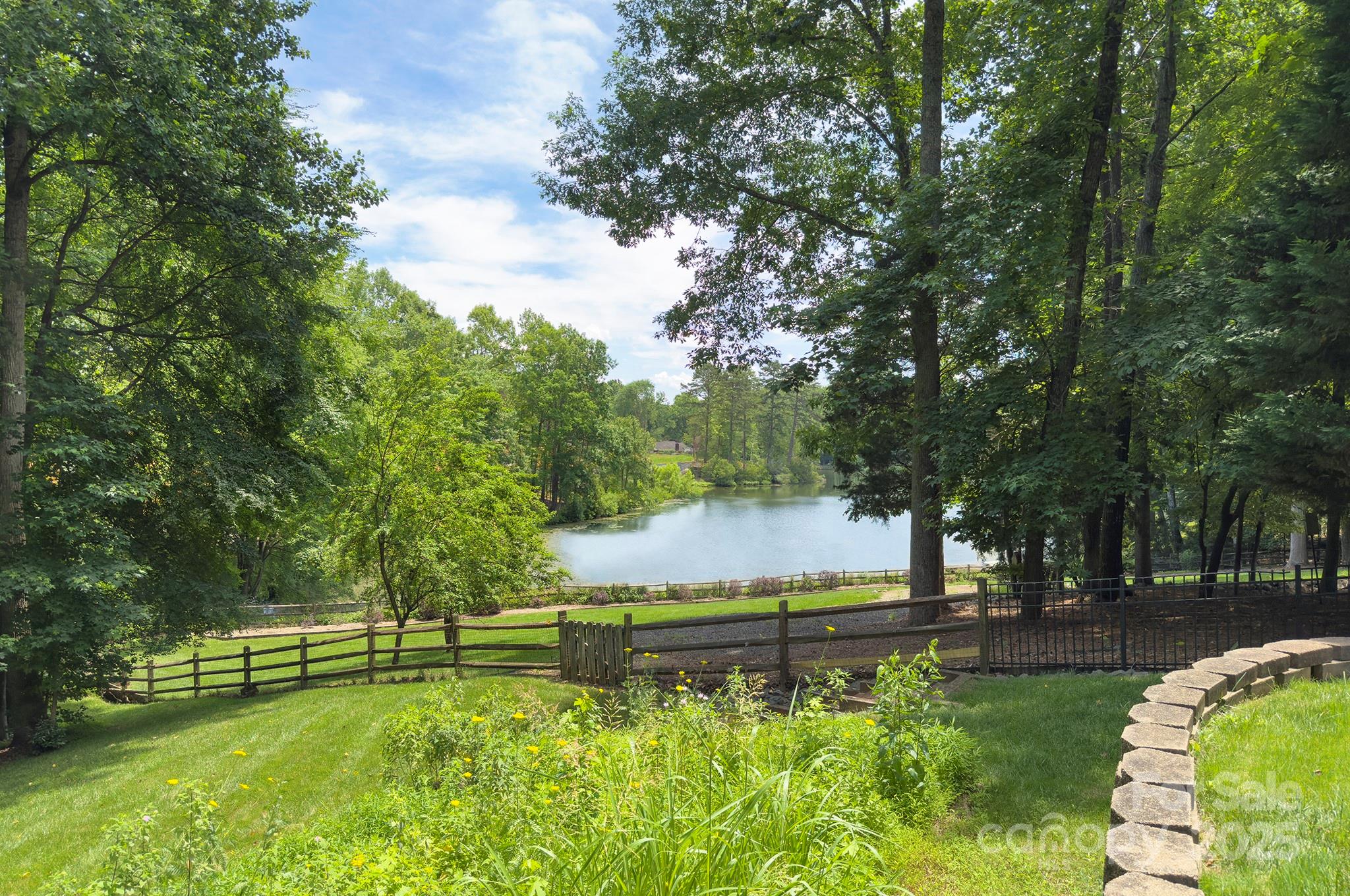 4323 Rosecliff Drive