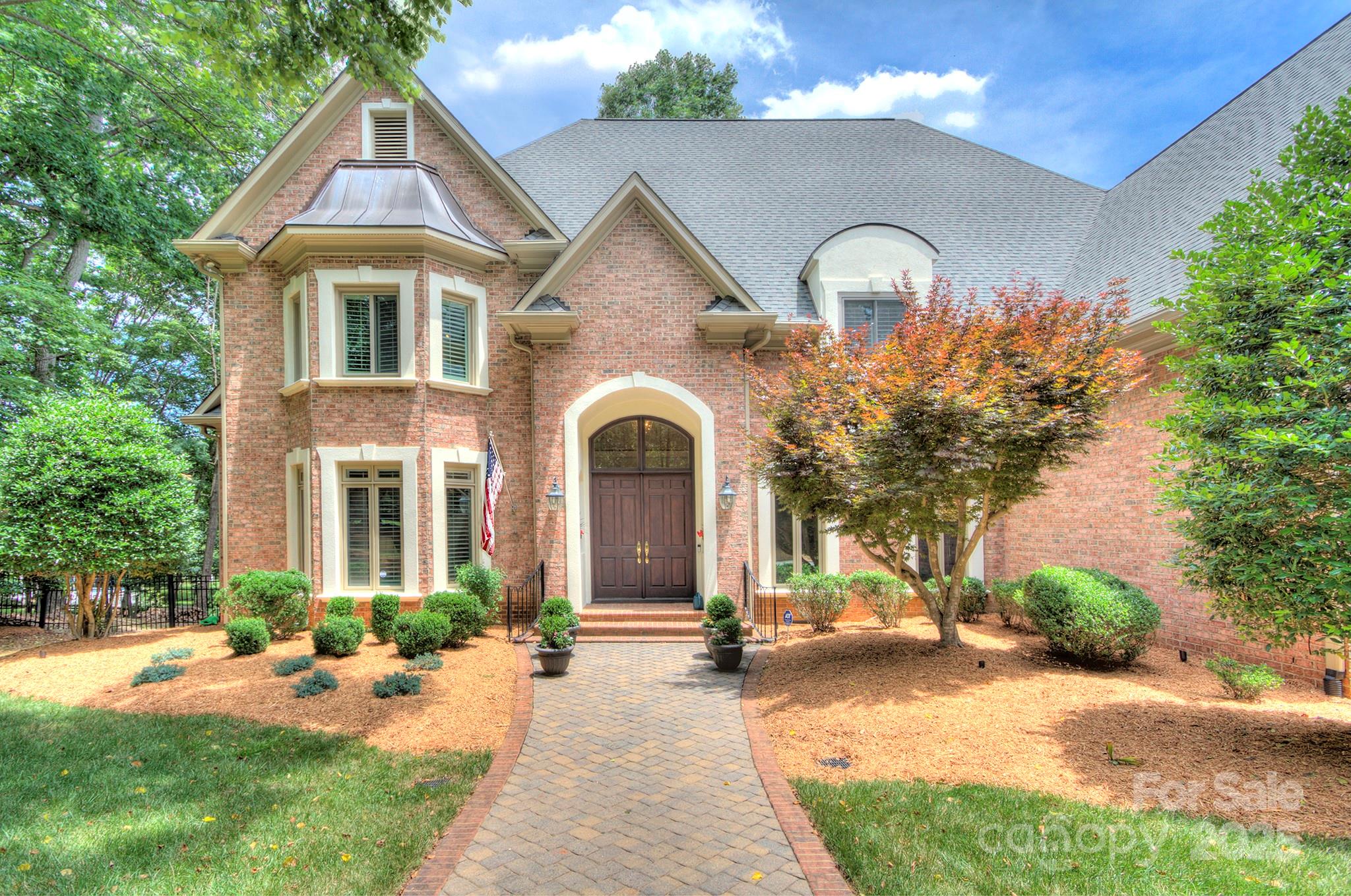 4323 Rosecliff Drive
