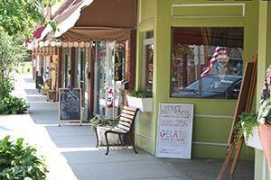 The Settings Of Black Mountain - Land