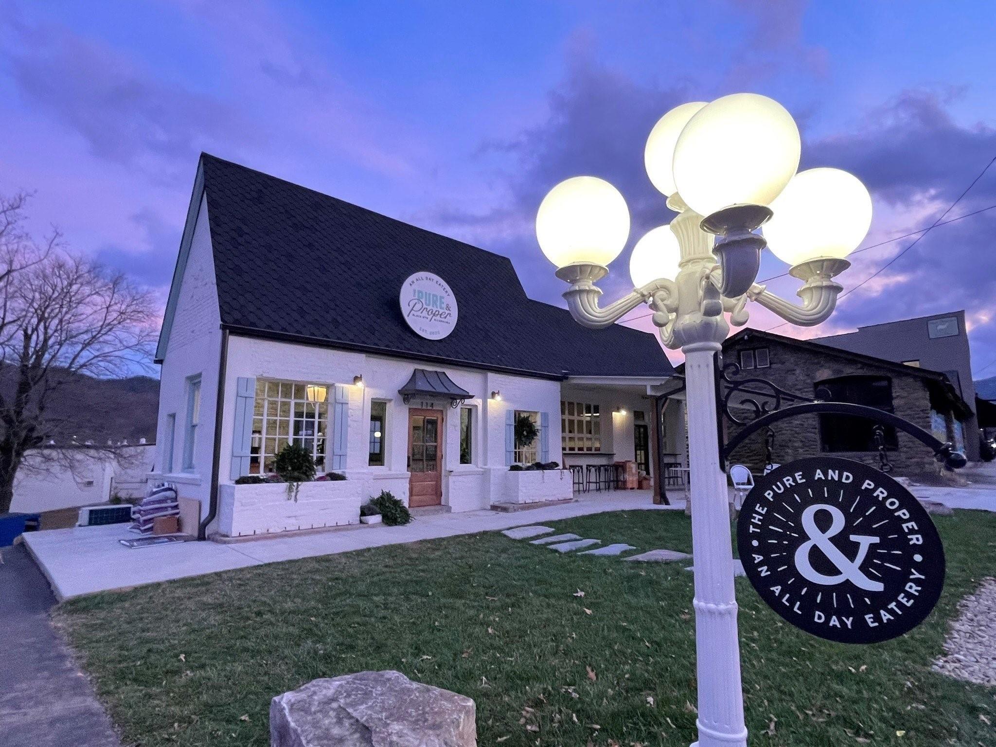 The Settings Of Black Mountain - Land