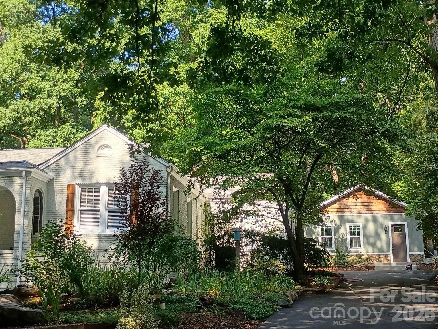403 N Cannon Boulevard