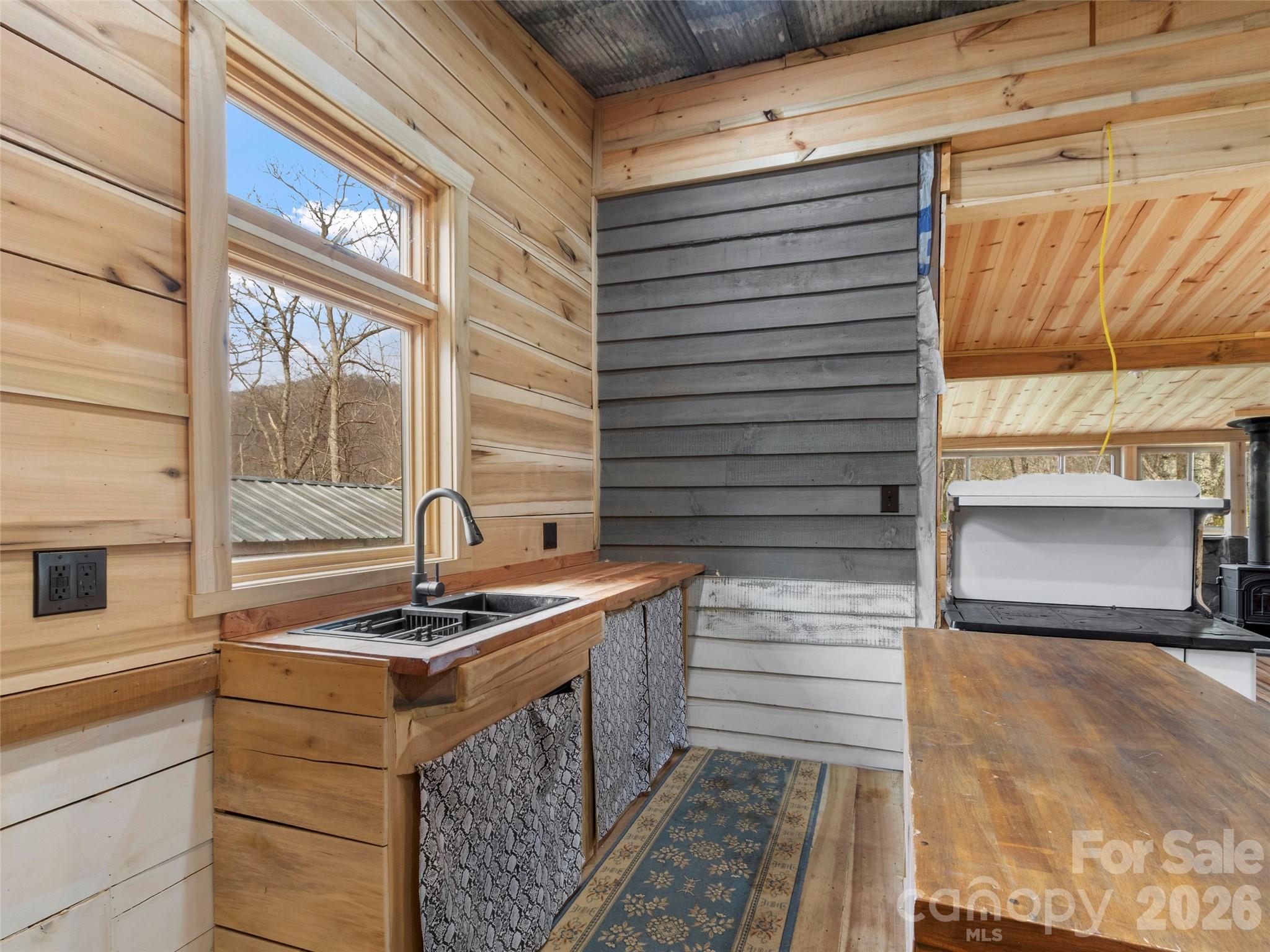 Bear Den Acres - Residential