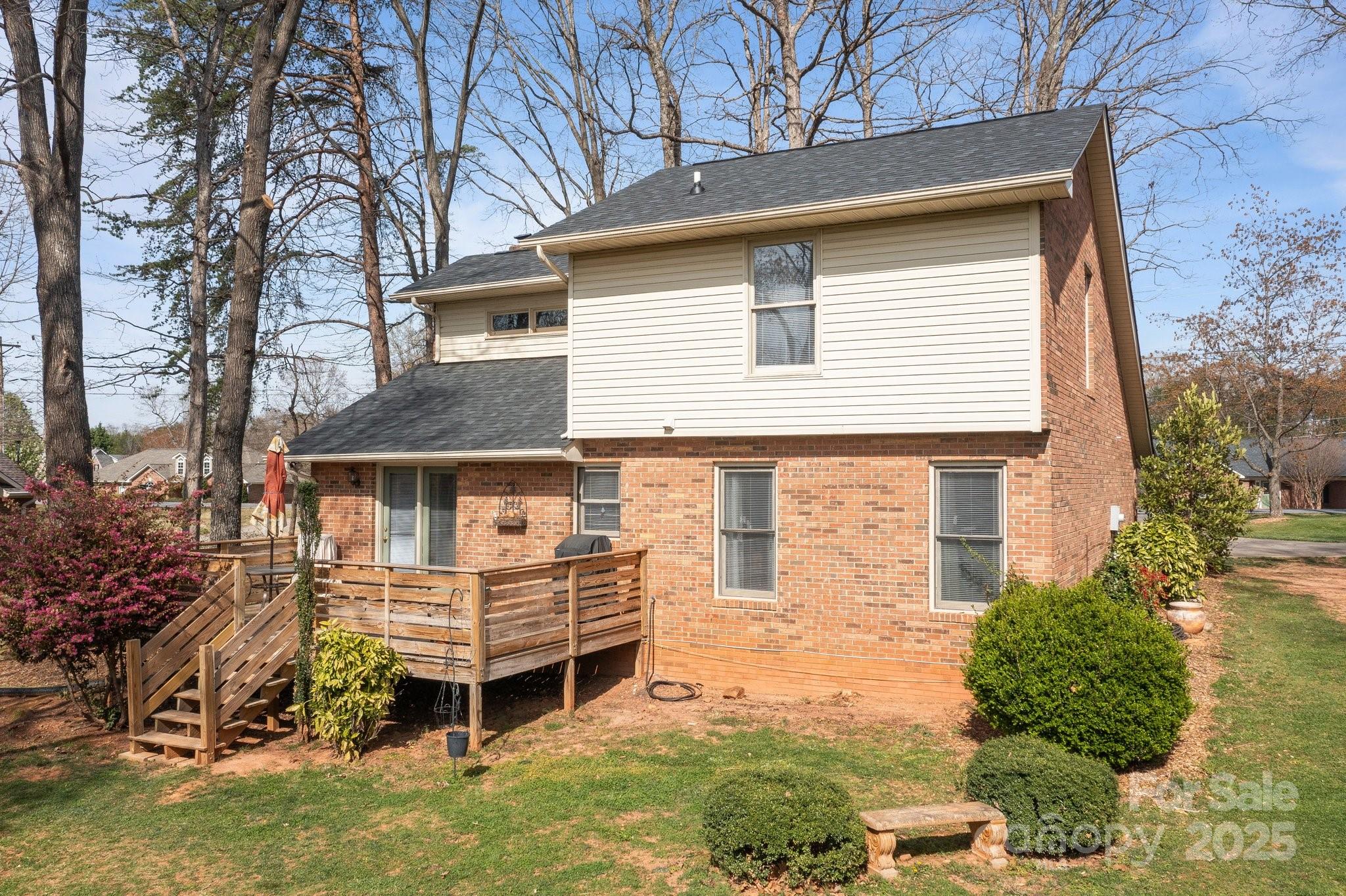 8260 Graham Road