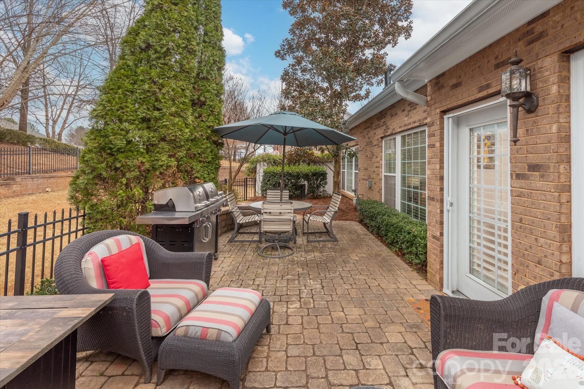 The Enclave at Ardrey Kell - Residential