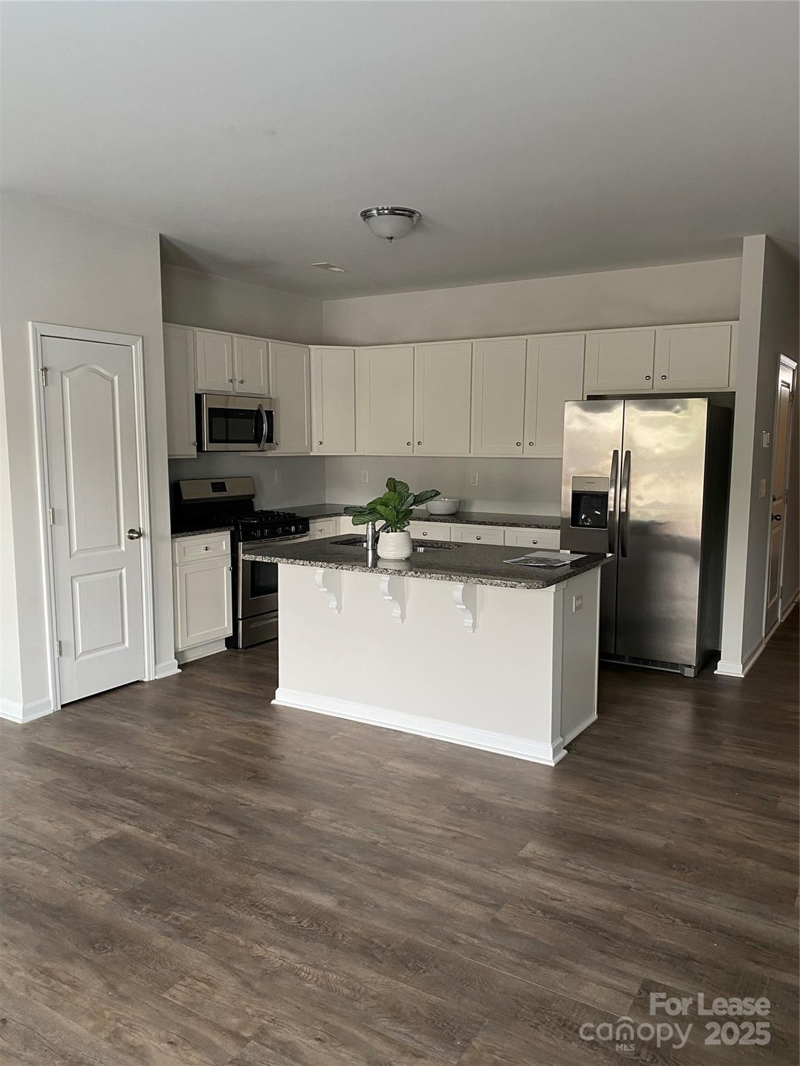 Poplin Glen - Residential Lease