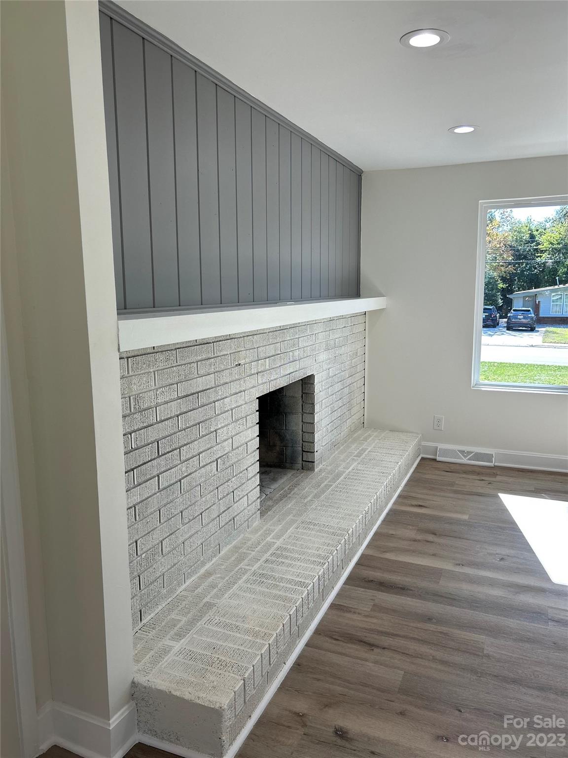 Montclaire - Residential