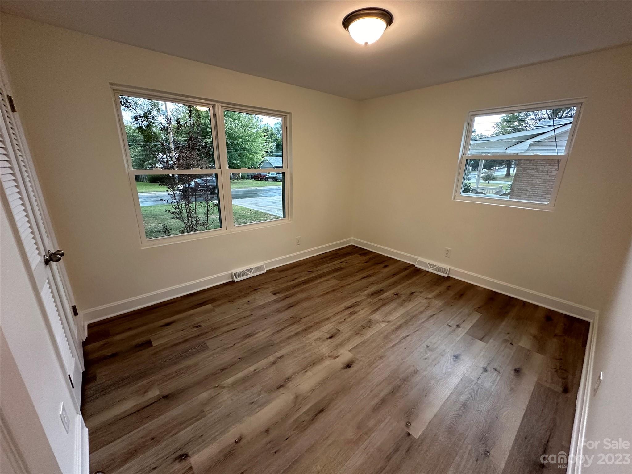 Montclaire - Residential