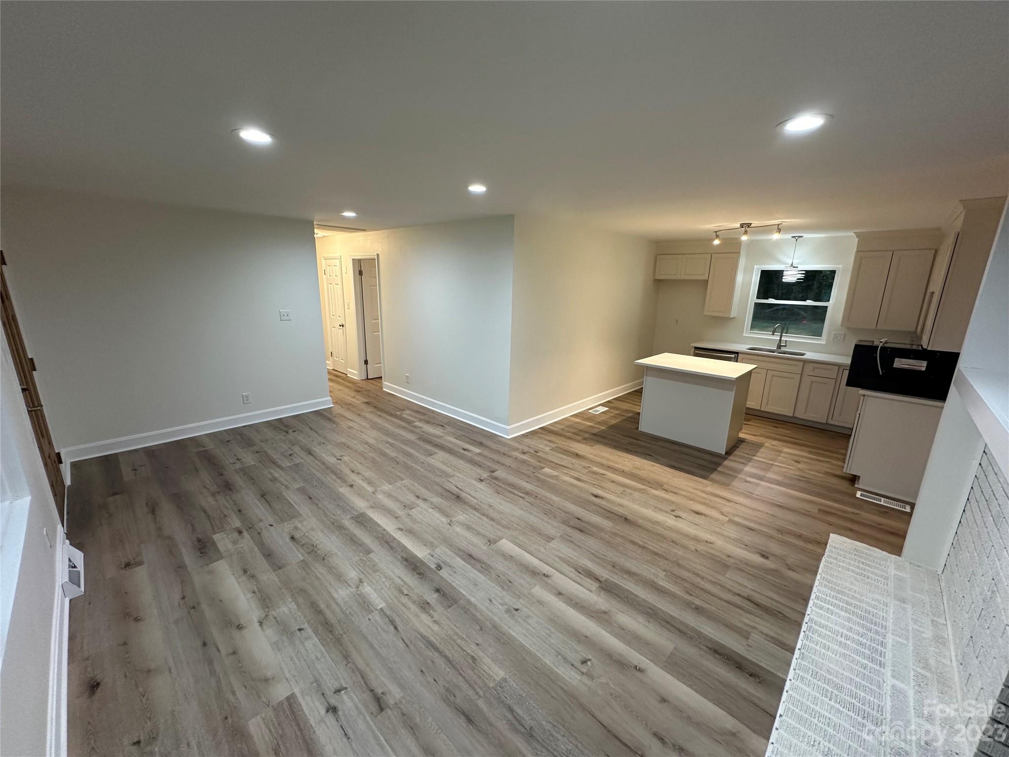 Montclaire - Residential