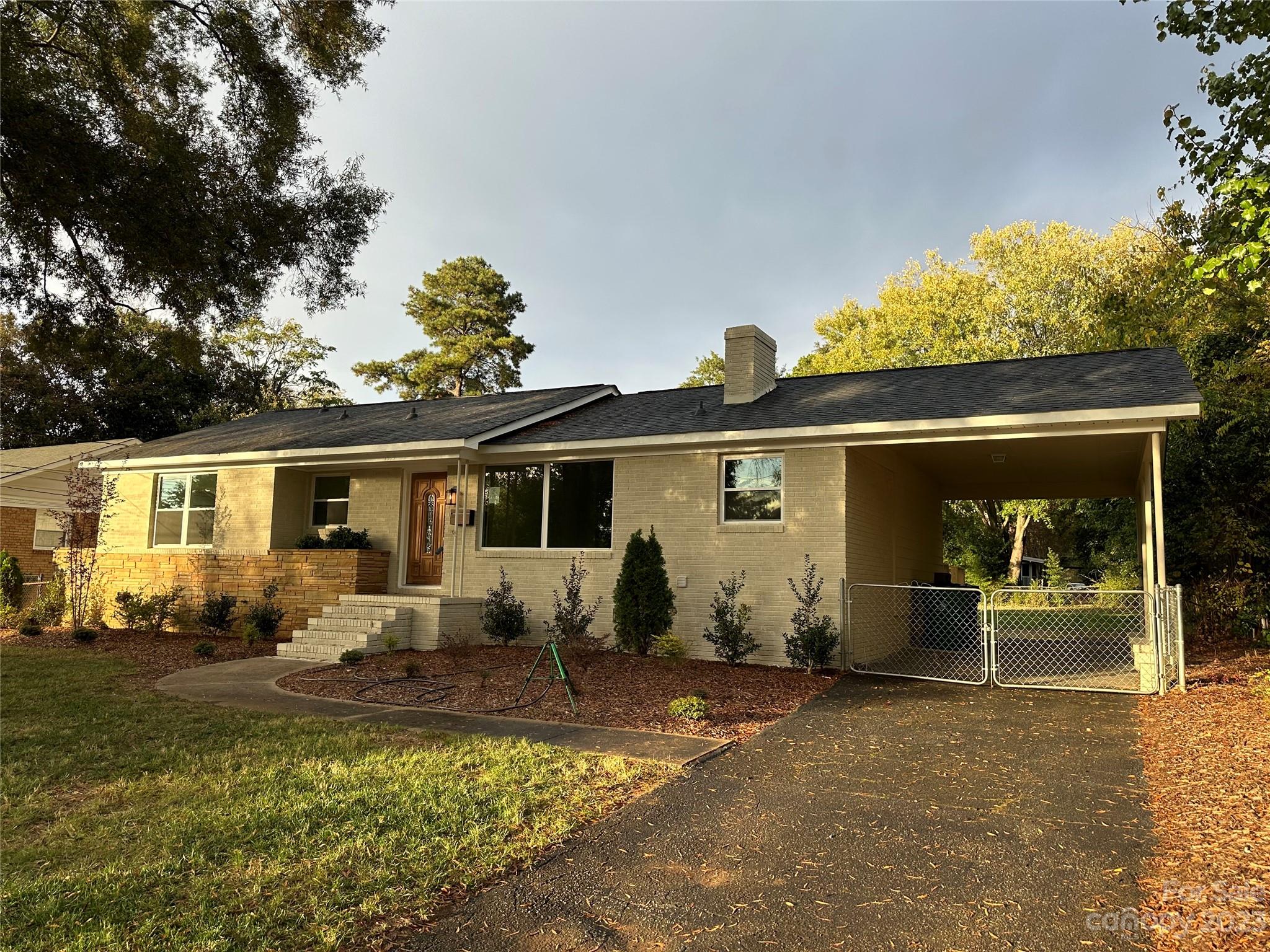 Montclaire - Residential