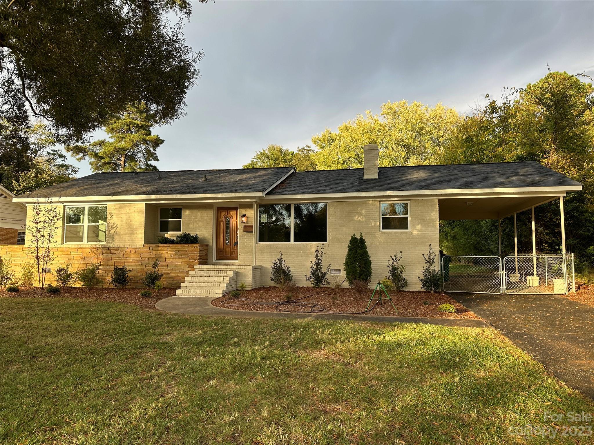 Montclaire - Residential