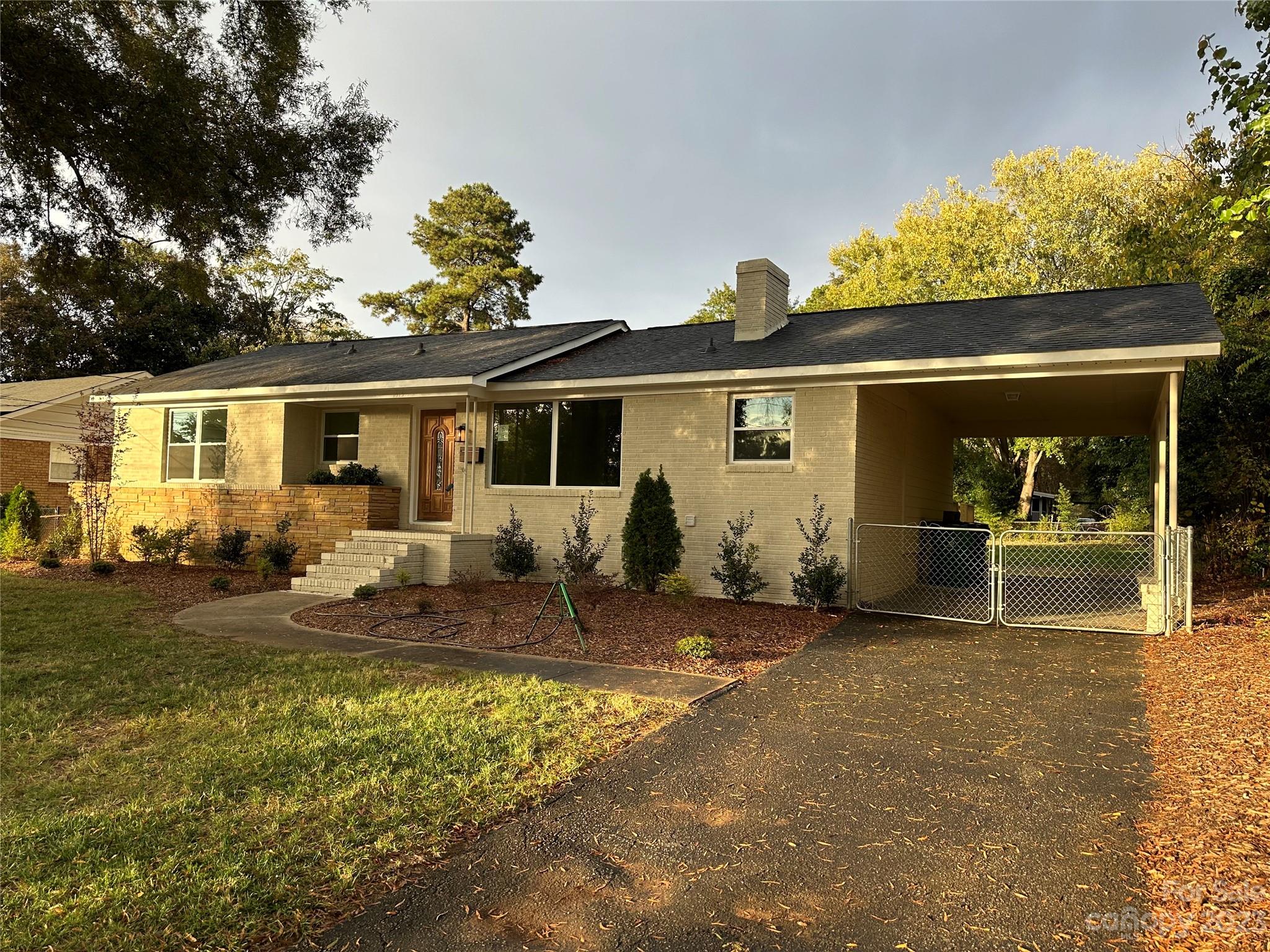 Montclaire - Residential