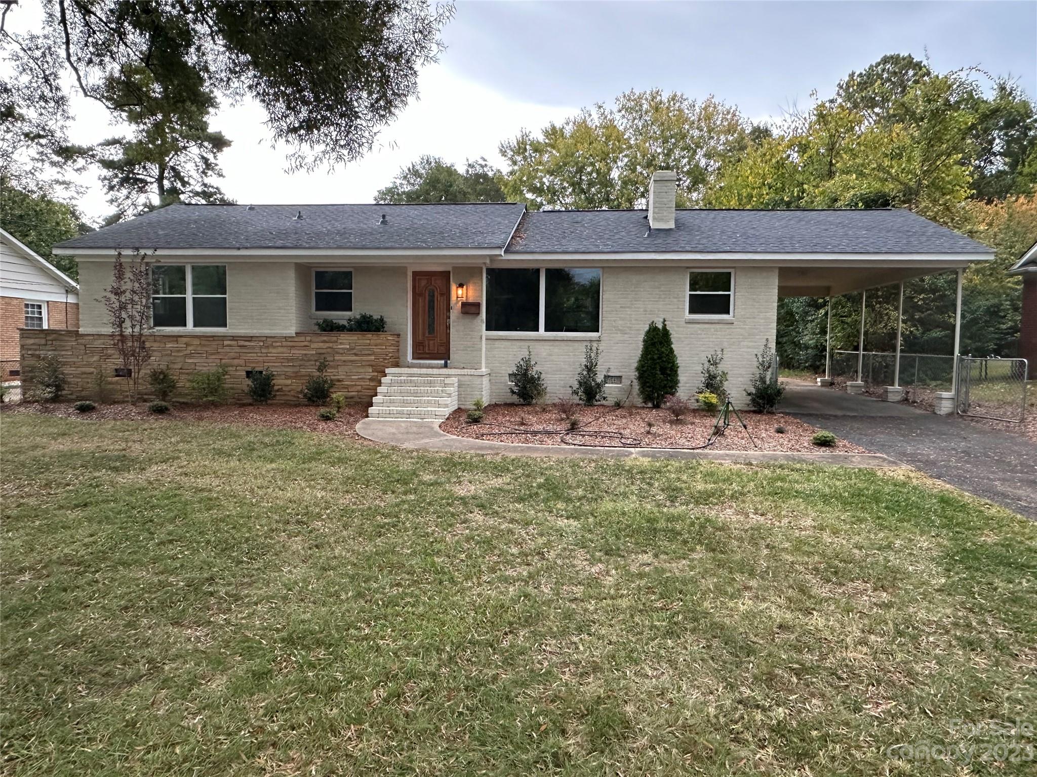 Montclaire - Residential