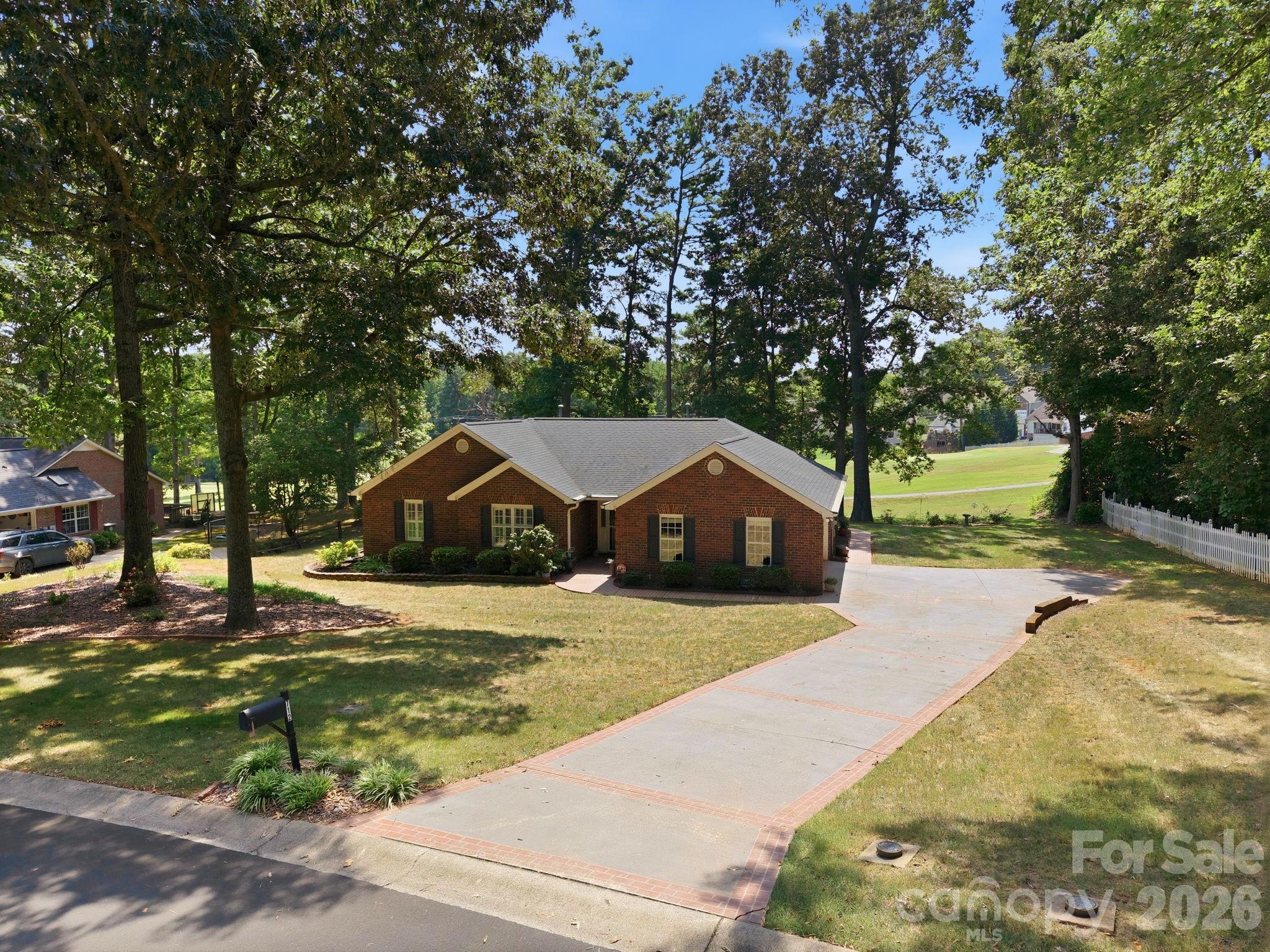 712 Wildwood Drive
