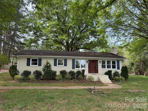 Photo of 19041 Davidson Concord Road, Davidson, NC 28036 (MLS # 4367914)