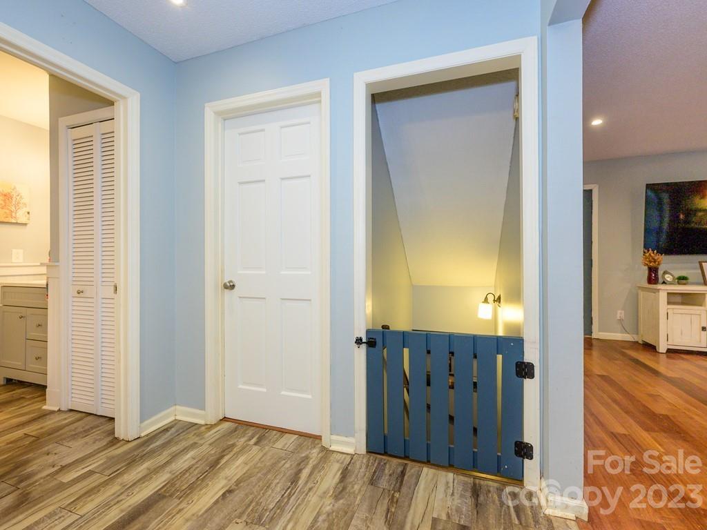 Tega Cay - Residential