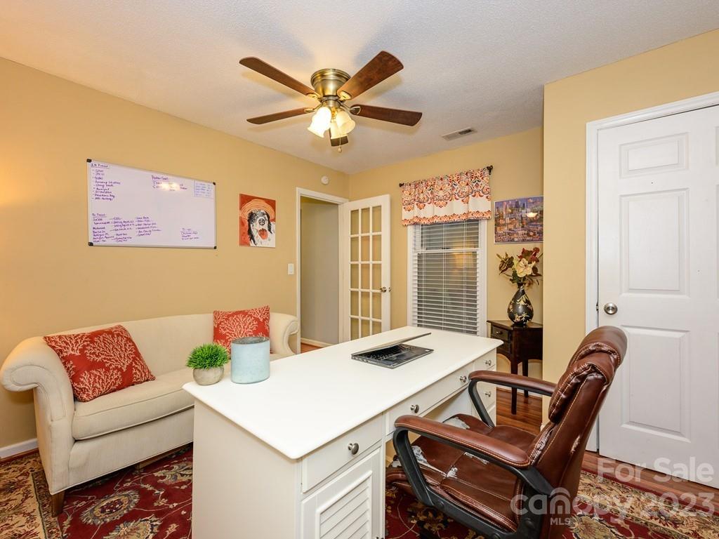 Tega Cay - Residential