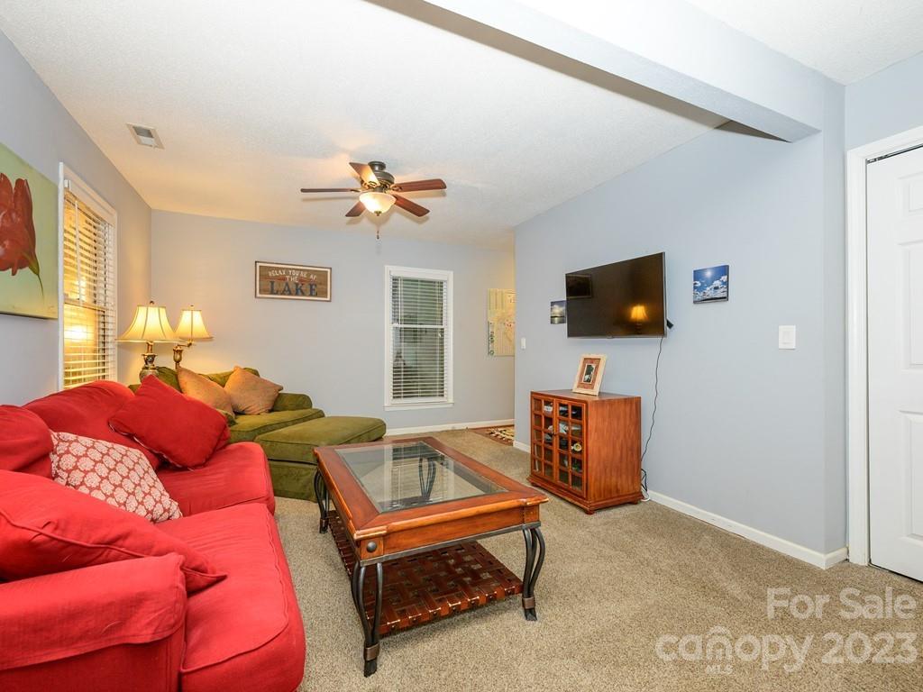 Tega Cay - Residential