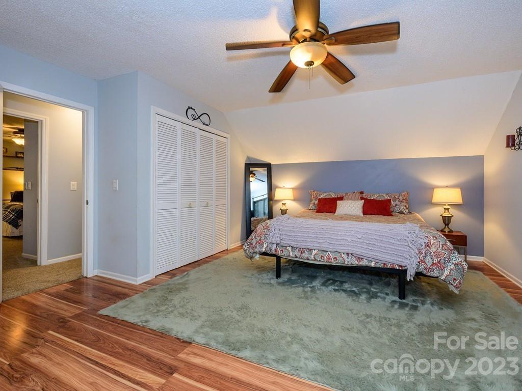 Tega Cay - Residential