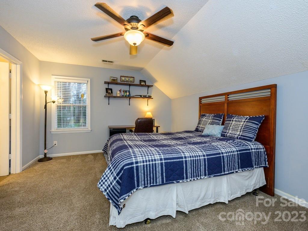 Tega Cay - Residential