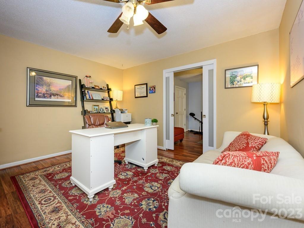 Tega Cay - Residential