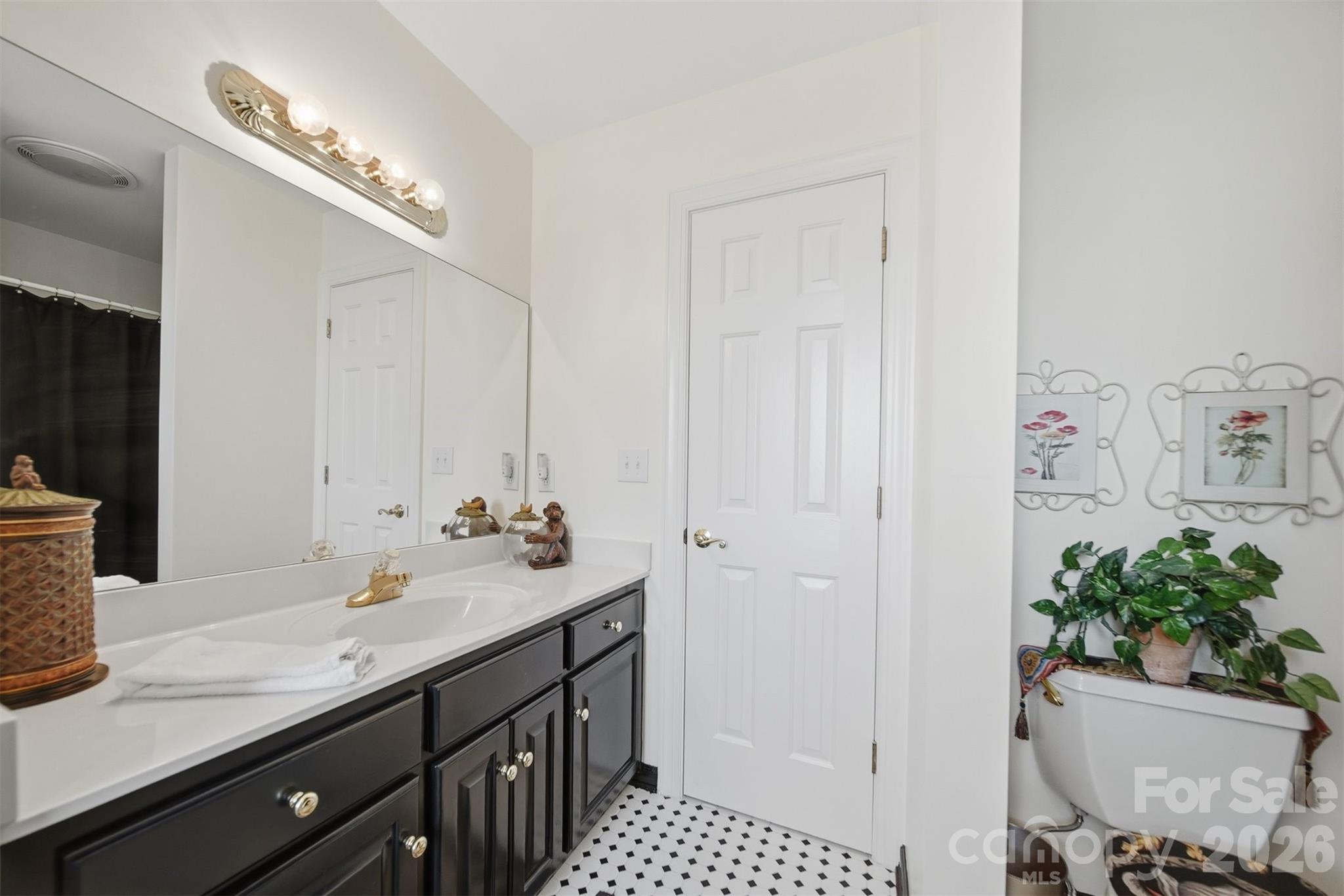 Governors Harbour - Residential