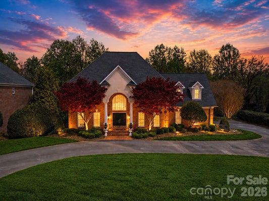 3704 8TH STREET PL NW, HICKORY, NC 28601 - Image b1fa24f3d06d037dc7570c1bfedd528f/493150082