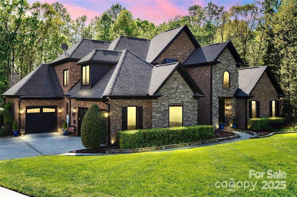 Weddington Forest - Residential