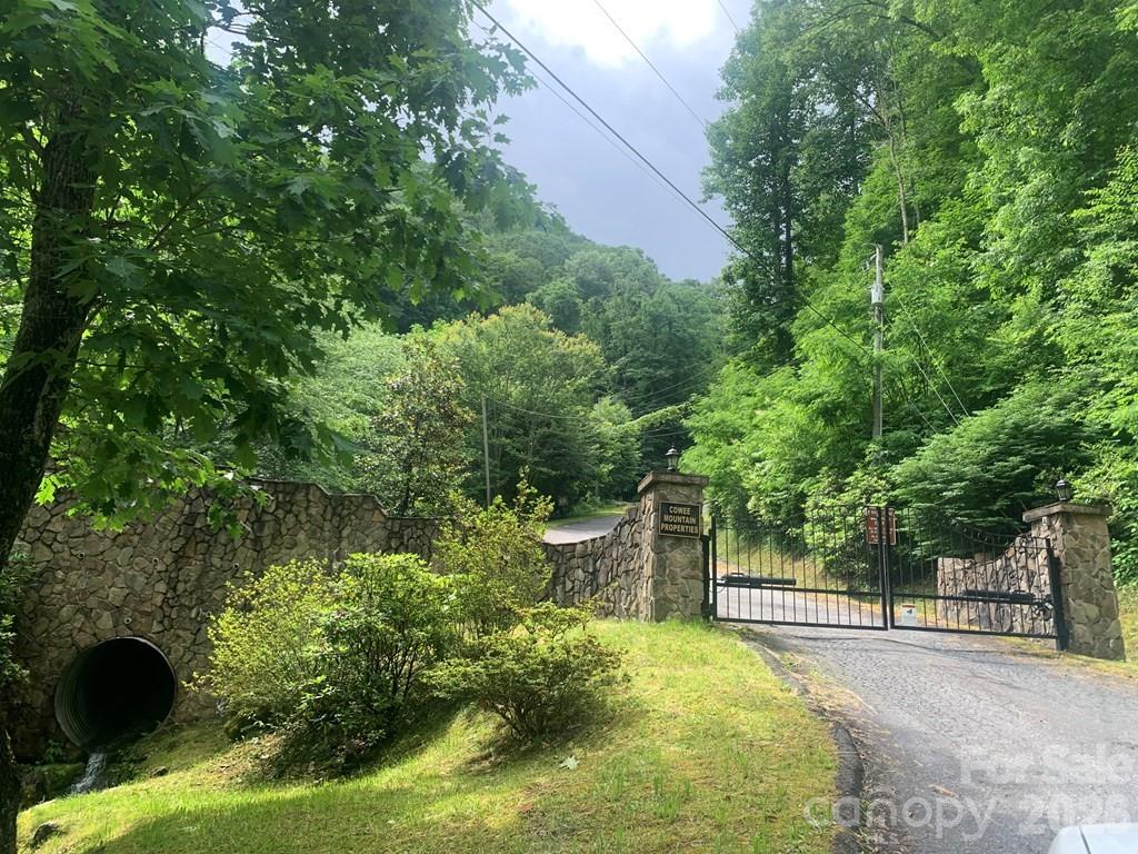 24/26 Butterfly Path 24/26