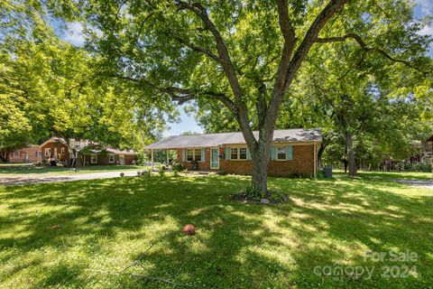 A home in Kings Mountain