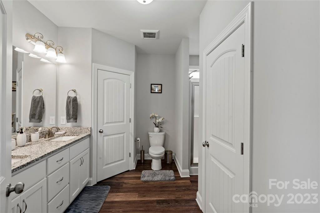 Oak Glen - Residential