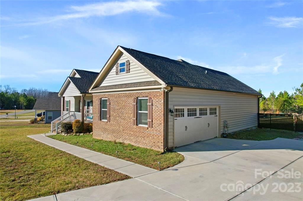 Oak Glen - Residential